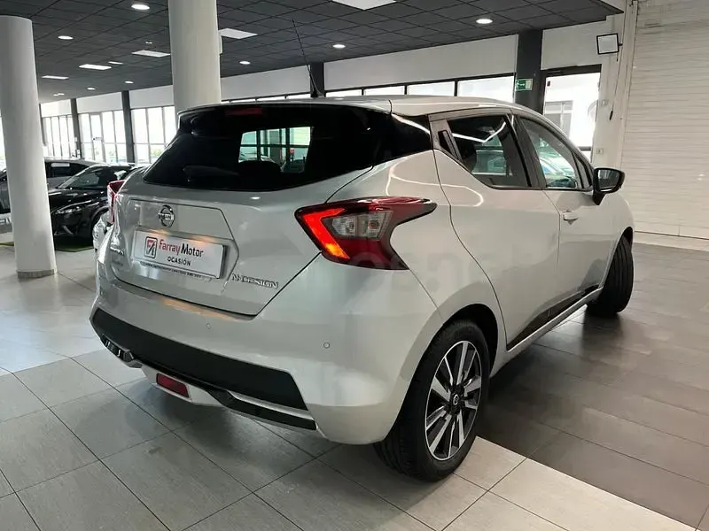 Usado Nissan Micra 92 CV (67 kW) 2021 Gris / plata Utilitario