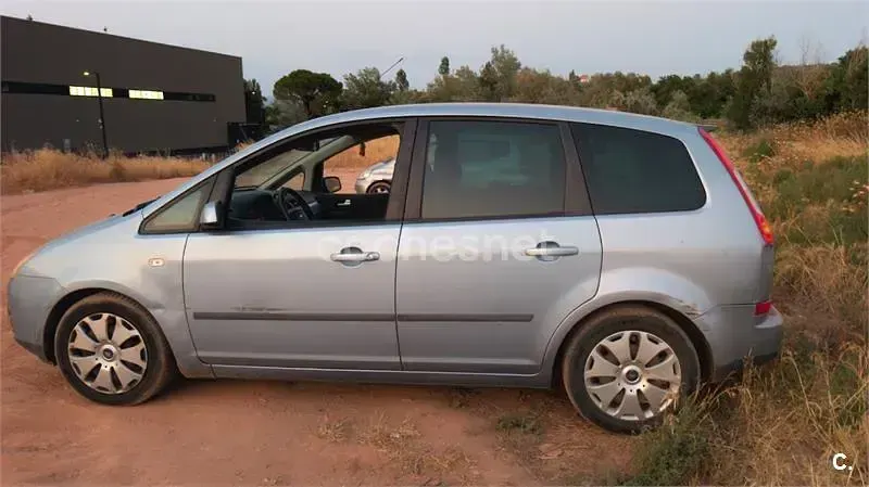 Usado Ford C-MAX Trend 90 CV (66 kW) 2006 Gris / plata Monovolumen