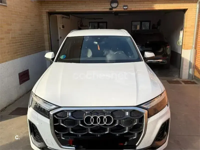 Usado Audi Q7 S-Line 286 CV (210 kW) 2025 Blanco SUV