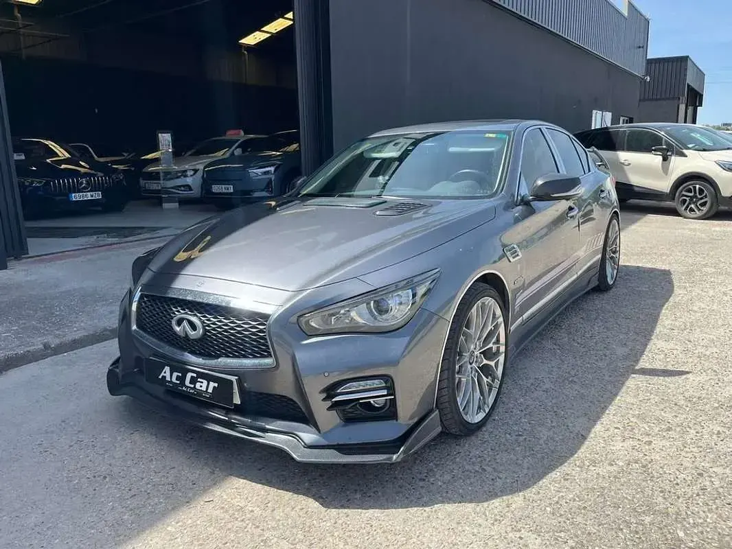 Usado Infiniti Q50 Sport Tech 364 CV (267 kW) 2014 Gris Berlina