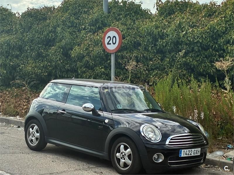 Negro Usado 2010 Mini One D Utilitario | 8190 € (Precio justo) - Imagen 1/4