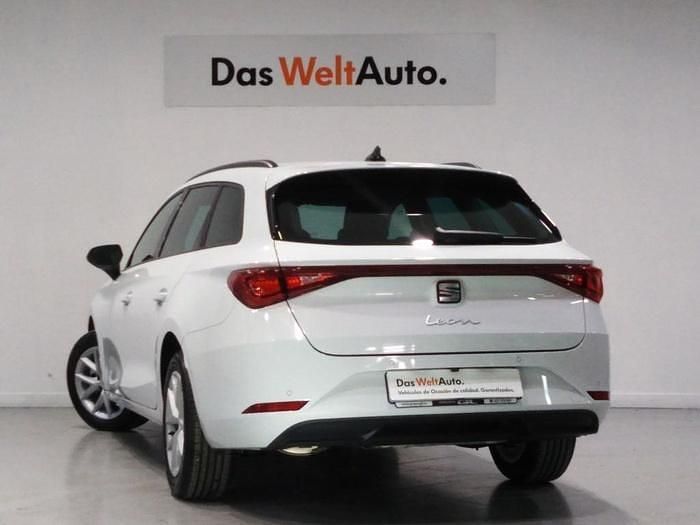 Usado Seat Leon Style 116 CV (85 kW) 2025 Blanco