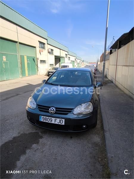 Azul Usado 2007 VW Golf V Trendline Familiar | 5790 € (Un poco caro) - Imagen 1/4