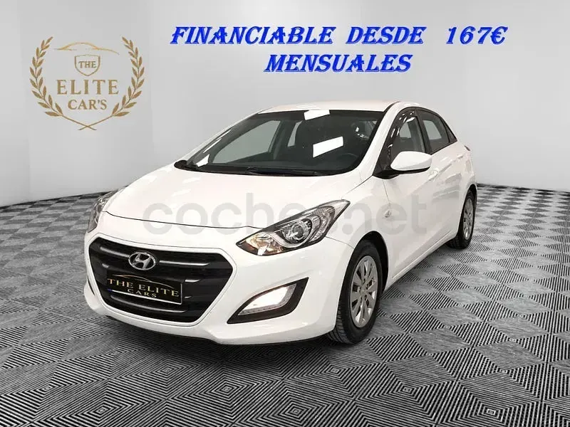 Usado Hyundai i30 110 CV (80 kW) 2017 Blanco Berlina