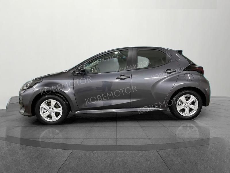 Nuevo Toyota Yaris Hybrid Active 116 CV (85 kW) 2025 Gris