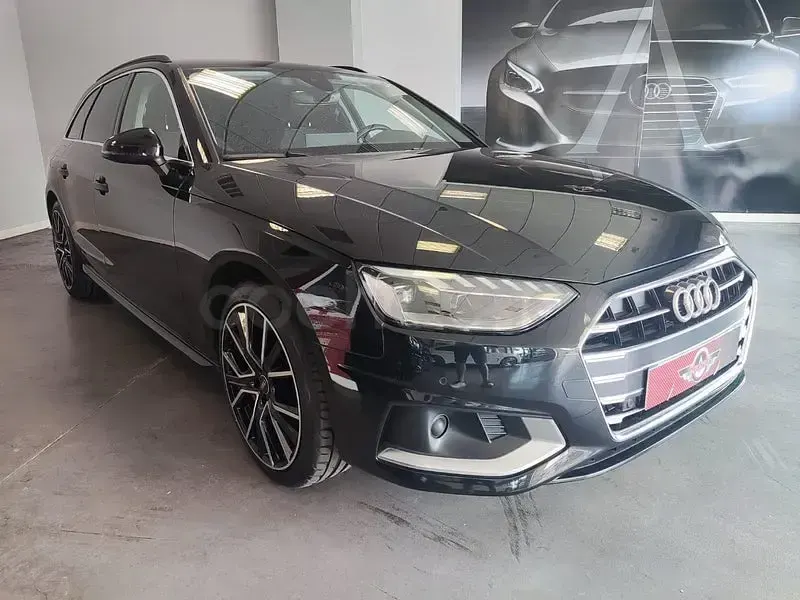 Usado Audi A4 S-Line 163 CV (119 kW) 2020 Negro Familiar