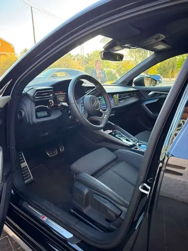 Usado Audi S3 Sportback Premium 333 CV (244 kW) 2024 Negro Utilitario