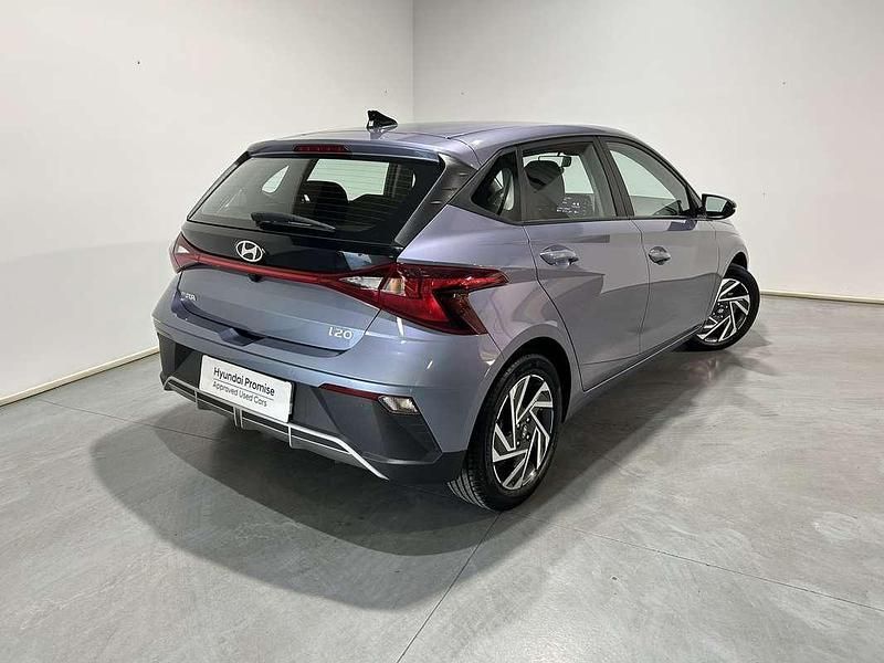 Usado Hyundai i20 84 CV (61 kW) 2024 Azul Utilitario