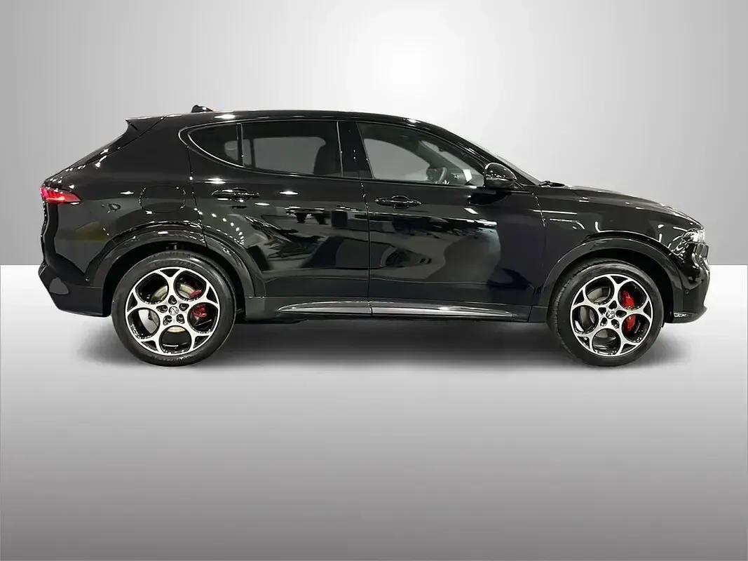 Nuevo Alfa Romeo Tonale Veloce 280 CV (205 kW) 2025 Negro SUV
