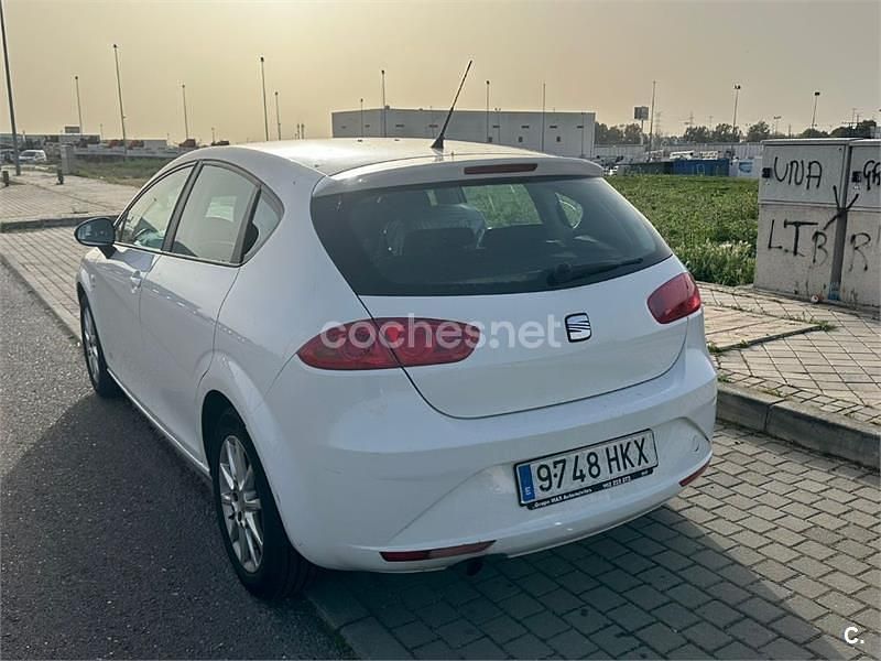 Usado Seat Leon Copa 105 CV (77 kW) 2012 Blanco Berlina