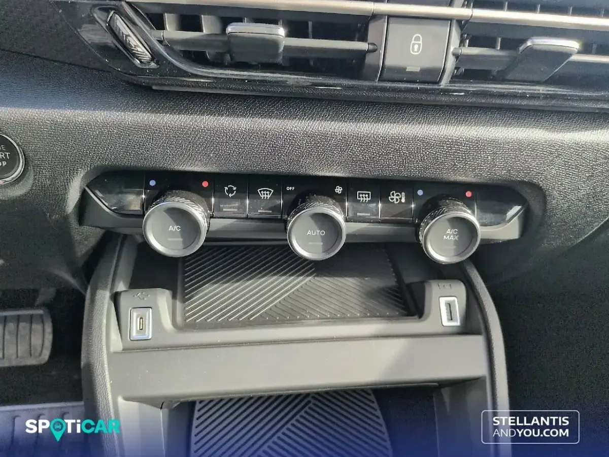 Nuevo Citroën C4 Business Class 145 CV (106 kW) 2026 Azul SUV
