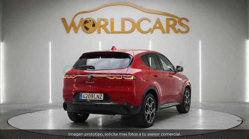 Usado Alfa Romeo Tonale Edizione Speciale 130 CV (95 kW) 2022 Rojo SUV