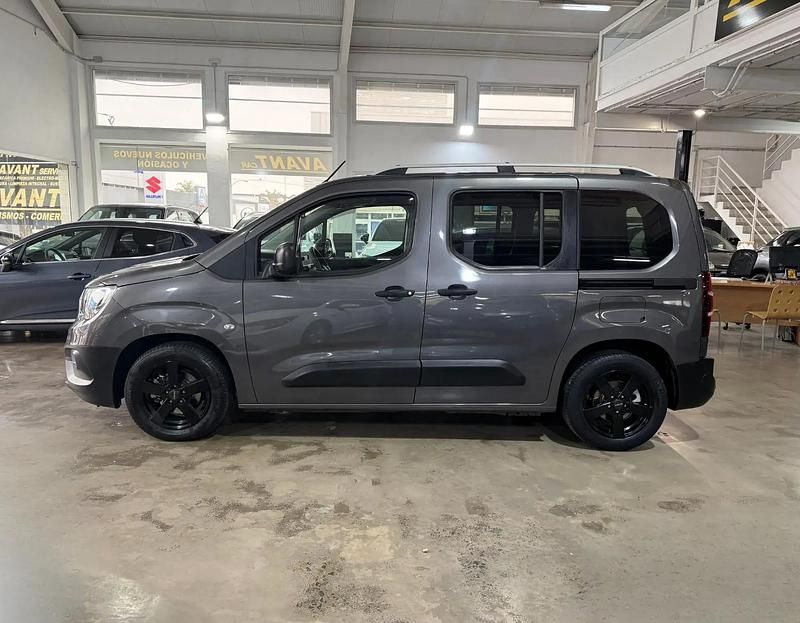 Usado Opel Combo Life Selective 110 HP (80 kW) 2019 Cinzento Monovolume