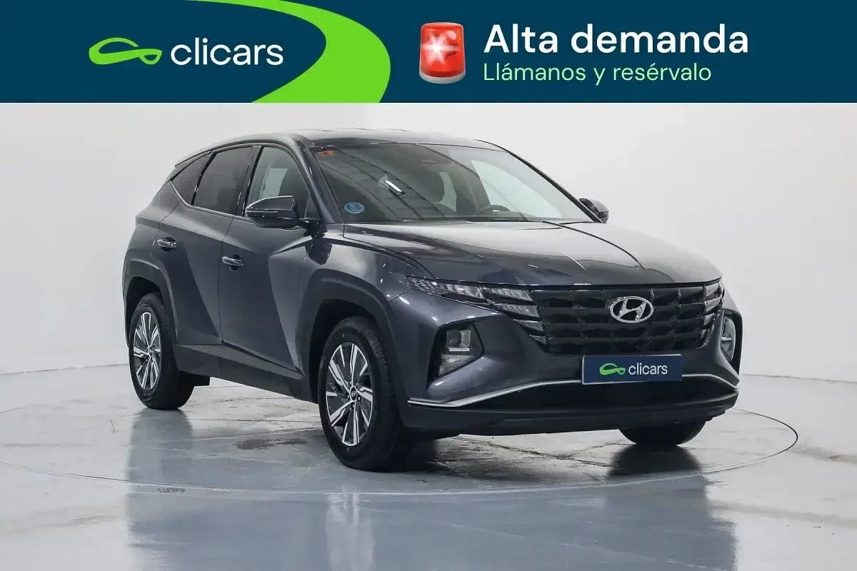 Usado Hyundai Tucson 115 CV (84 kW) 2021 Gris SUV