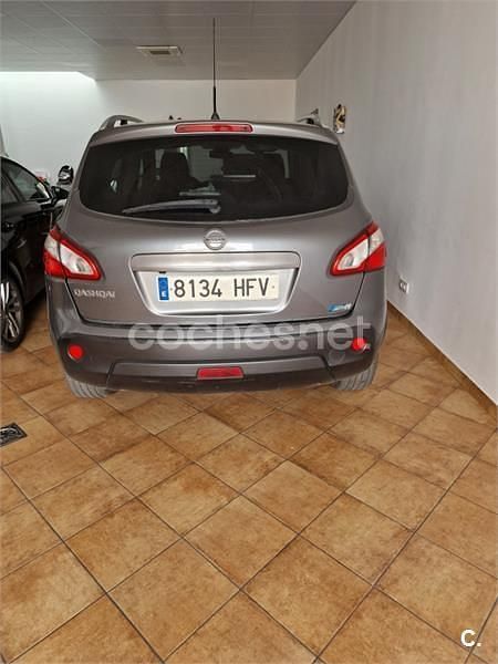 Usado Nissan Qashqai Tekna 110 CV (80 kW) 2011 Gris / plata SUV