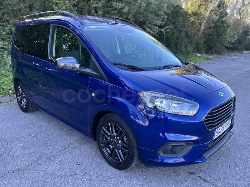 Usado Ford Tourneo Courier Sport 100 CV (73 kW) 2018 Azul Monovolumen