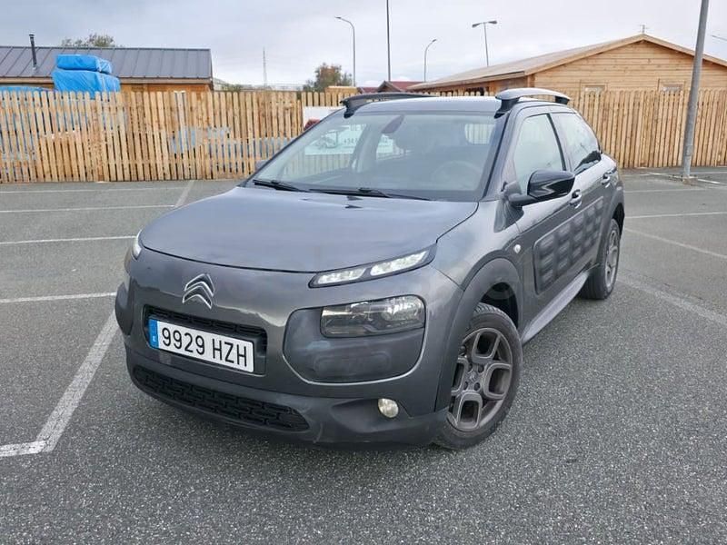 Usado Citroën C4 Cactus Shine Edition 100 CV (73 kW) 2014 Gris / plata Utilitario