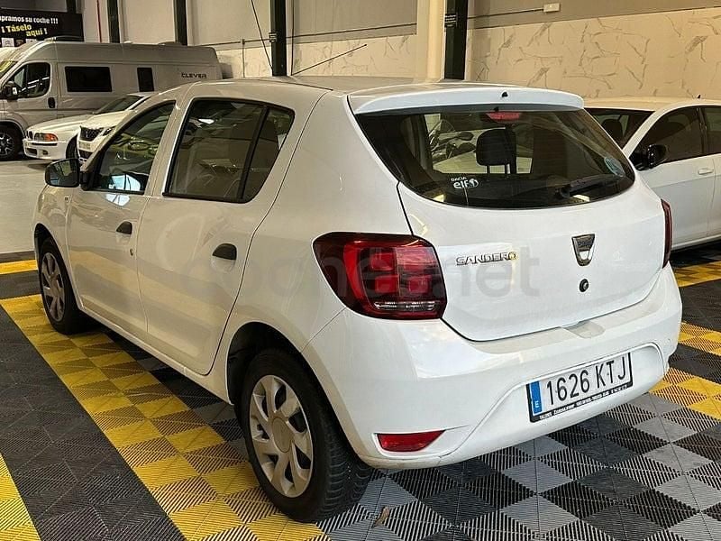Usado Dacia Sandero Essentiel 90 CV (66 kW) 2019 Blanco Berlina