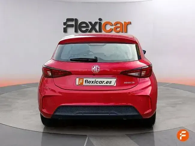Usado MG MG3 116 CV (85 kW) 2025 Rojo Utilitario