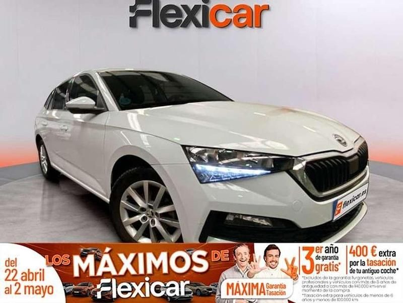 Usado Skoda Scala Style 116 CV (85 kW) 2020 Blanco Utilitario
