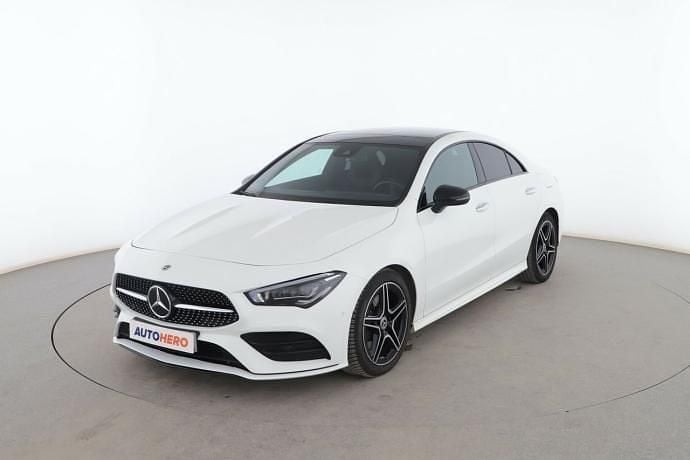 Blanco Usado 2020 Mercedes CLA200 AMG line Berlina | 27.999 € (Precio justo) - Imagen 1/3