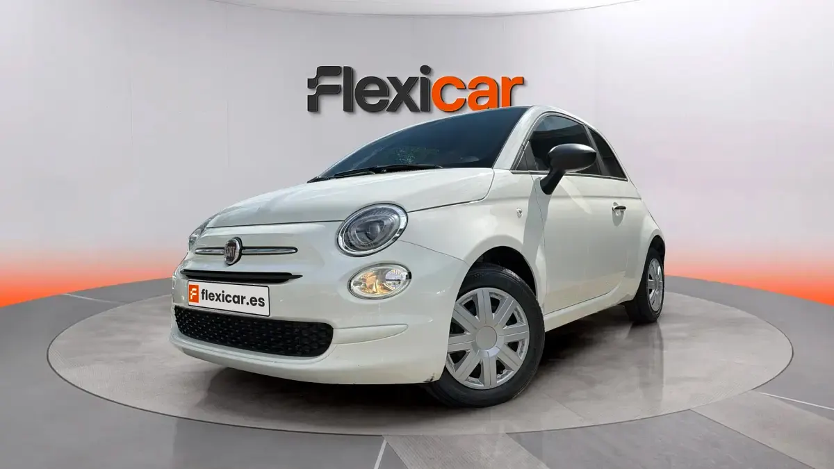 Usado Fiat 500 71 CV (52 kW) 2023 Blanco Berlina