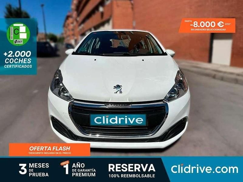 Blanco Usado 2018 Peugeot 208 Active Utilitario | 6690 € (Buen precio) - Imagen 1/3