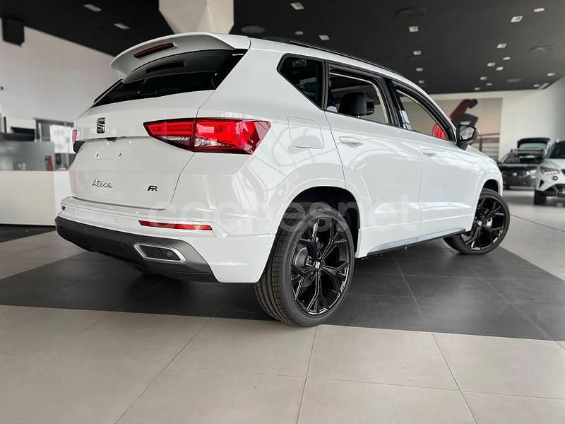 Blanco Nuevo 2025 Seat Ateca FR SUV | 32.400 € (Un poco caro) - Imagen 1/4