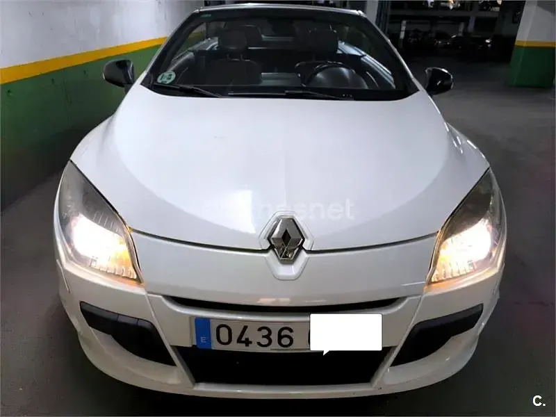 Usado Renault Mégane Cabriolet Dynamique 130 CV (95 kW) 2011 Blanco Descapotable