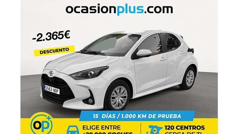 Usado Toyota Yaris Active 69 CV (50 kW) 2023 Blanco Utilitario
