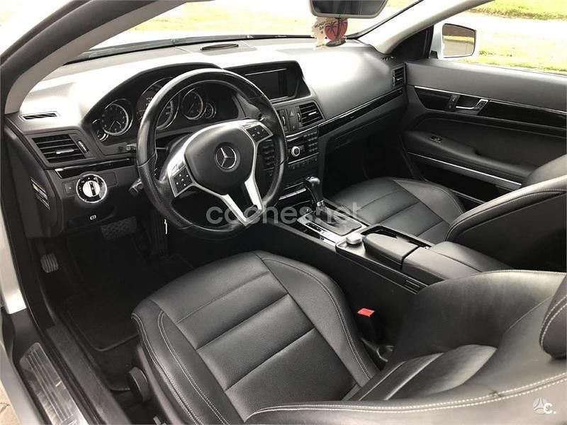 Usado Mercedes E250 Avantgarde 204 CV (150 kW) 2010 Gris / plata Descapotable