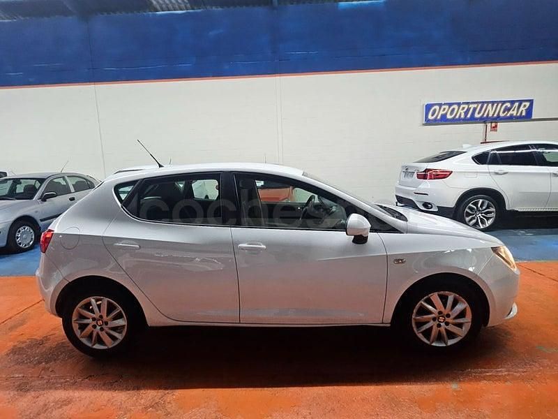 Usado Seat Ibiza Style 90 CV (66 kW) 2017 Blanco Berlina
