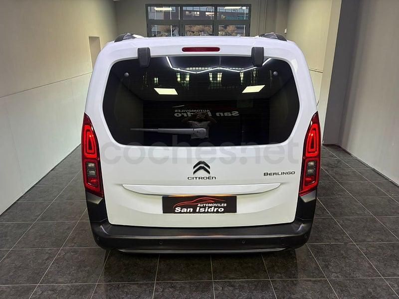 Usado Citroën Berlingo Feel 110 CV (80 kW) 2023 Blanco Monovolumen
