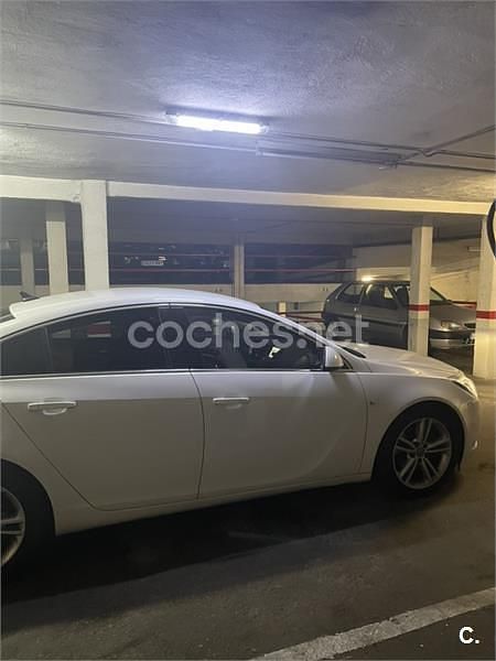 Blanco Usado 2009 Opel Insignia Sport Berlina | 5650 € (Precio justo) - Imagen 1/1