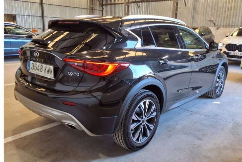 Negro Usado 2019 Infiniti QX30 Premium SUV | 15.990 € (Super precio) - Imagen 1/4