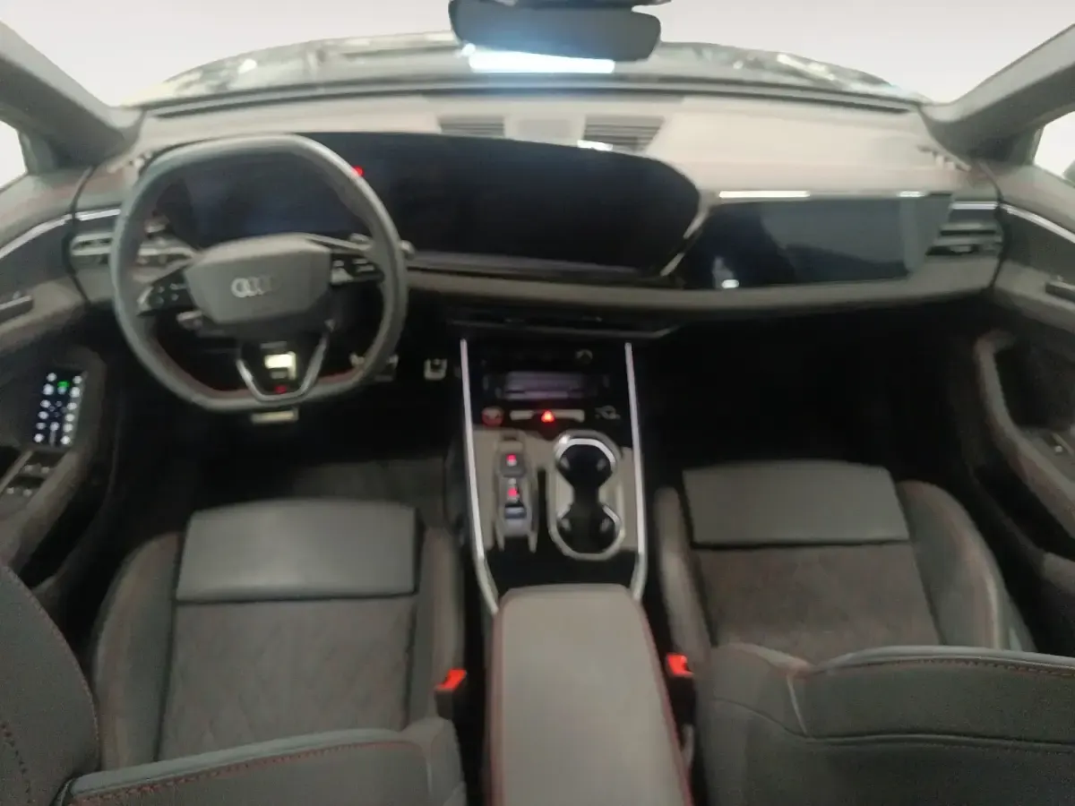 Usado Audi A6 204 CV (150 kW) 2025 Negro