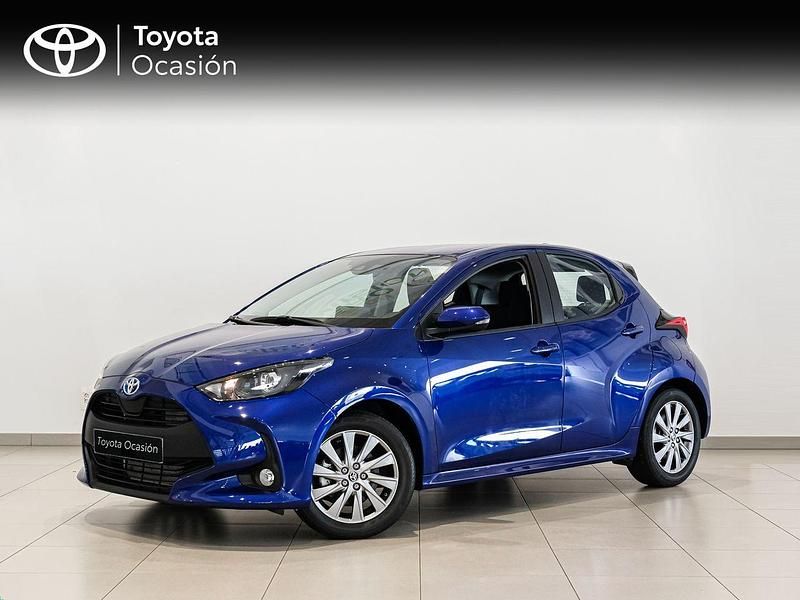 Azul Usado 2024 Toyota Yaris Hybrid Active Berlina | 23.450 € (Precio justo) - Imagen 1/4