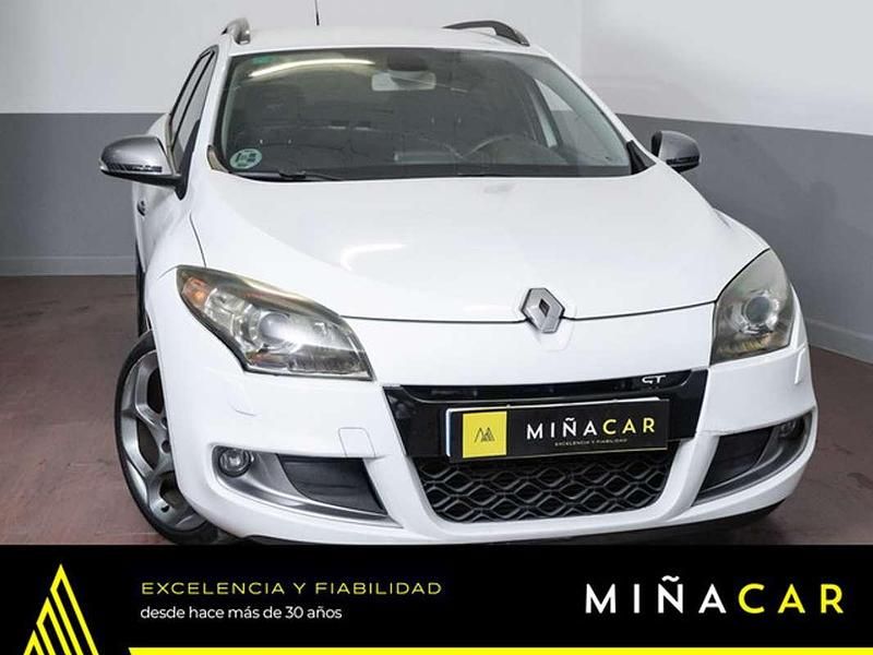 Blanco Usado 2011 Renault Mégane GrandTour Bose Edition Familiar | 7605 € (Un poco caro) - Imagen 1/4