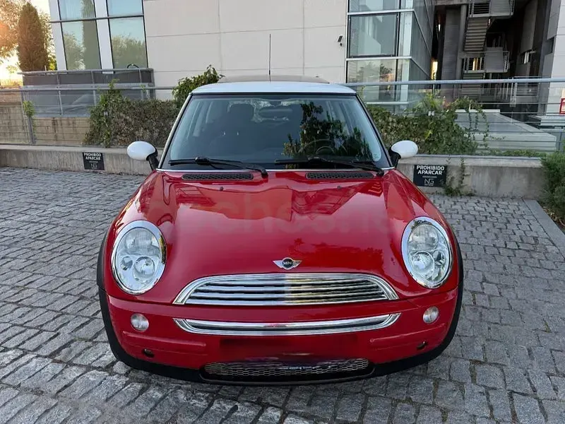 Usado Mini Cooper 115 CV (84 kW) 2003 Rojo Utilitario