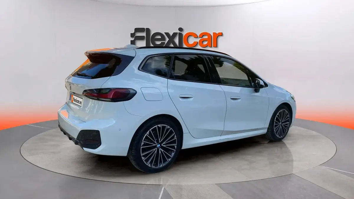 Usado BMW 218 Active Tourer M Sport 136 CV (100 kW) 2024 Blanco Monovolumen