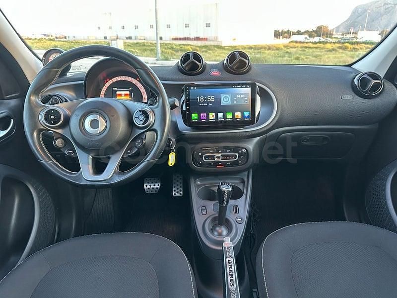 Usado Smart ForFour 90 CV (66 kW) 2019 Rojo Utilitario
