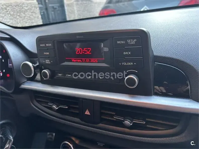 Usado Kia Picanto GT-Line 100 CV (73 kW) 2021 Granate Utilitario