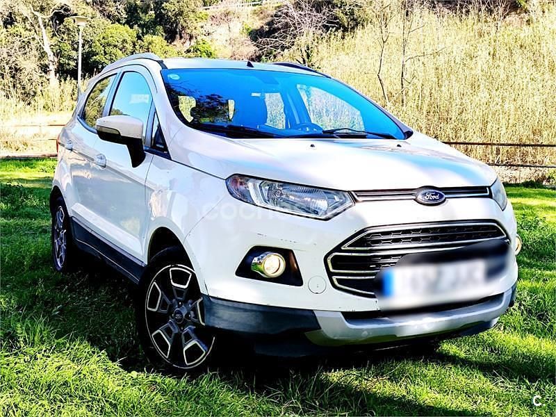 Usado Ford Ecosport Titanium 95 CV (69 kW) 2015 Blanco SUV