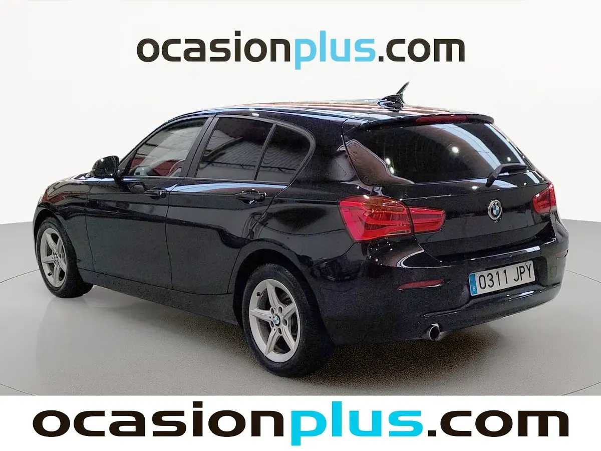 Usado BMW 116 116 CV (85 kW) 2016 Negro Utilitario