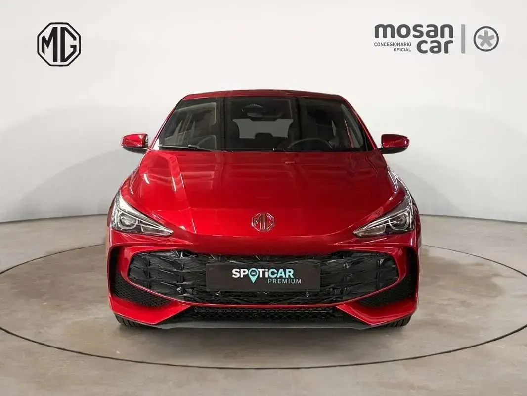 Usado MG MG3 Comfort 116 CV (85 kW) 2025 Rojo Utilitario