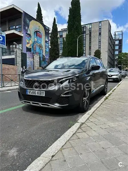 Usado Peugeot 5008 GT-line 150 CV (110 kW) 2017 Marrón SUV