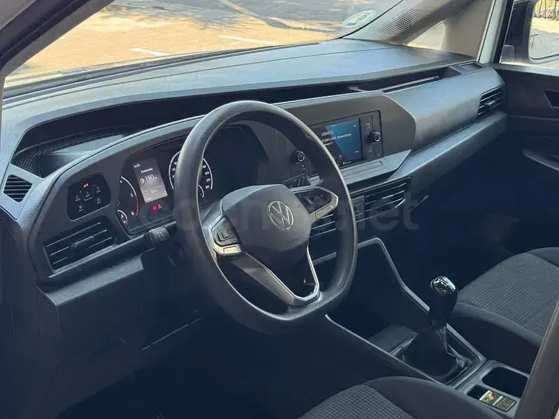 Usado VW Caddy 122 CV (89 kW) 2021 Blanco Monovolumen
