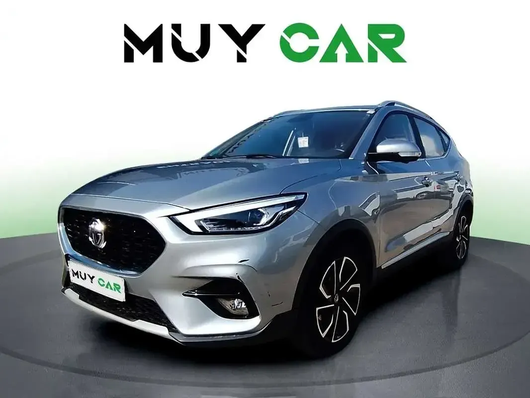Usado MG ZS Luxury 106 CV (77 kW) 2022 Gris SUV