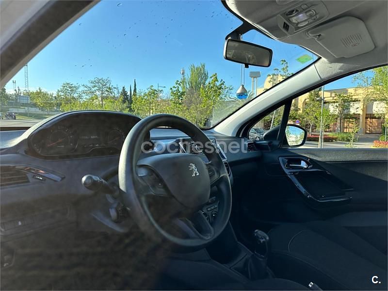 Usado Peugeot 208 Business-Line 68 CV (50 kW) 2014 Blanco Utilitario