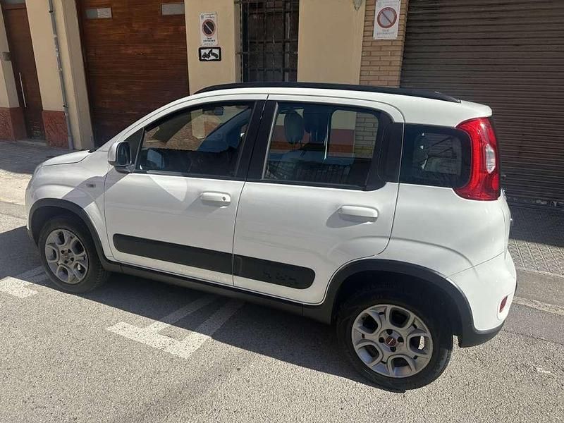 Usado Fiat Panda 4x4 86 CV (63 kW) 2014 Blanco Utilitario